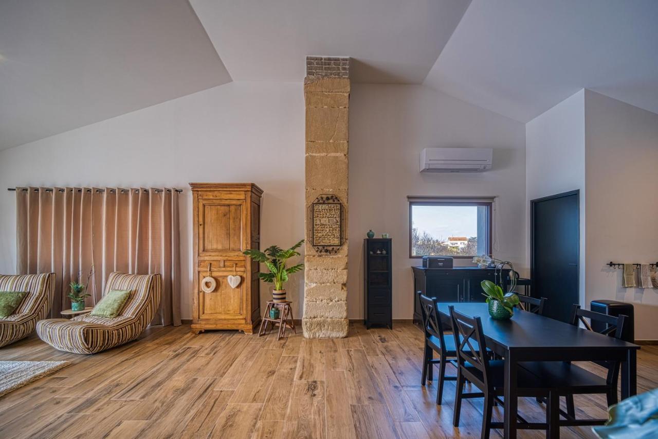 Le Vieux Platane Villa Malissard Ngoại thất bức ảnh